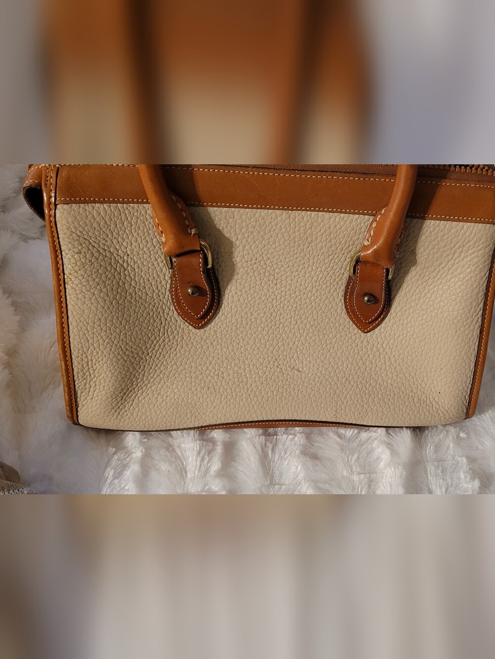 VTG Dooney & Bourke Tan Pebble LeatherTrim Satchel - GUC - Picture 3 of 14